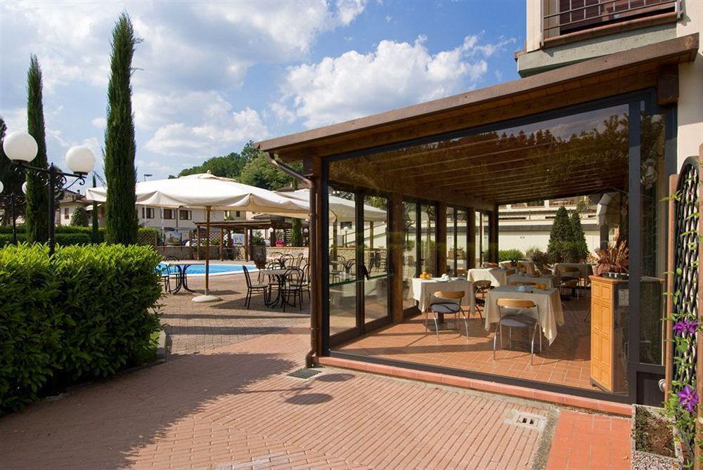Parc Hotel Поппи Экстерьер фото